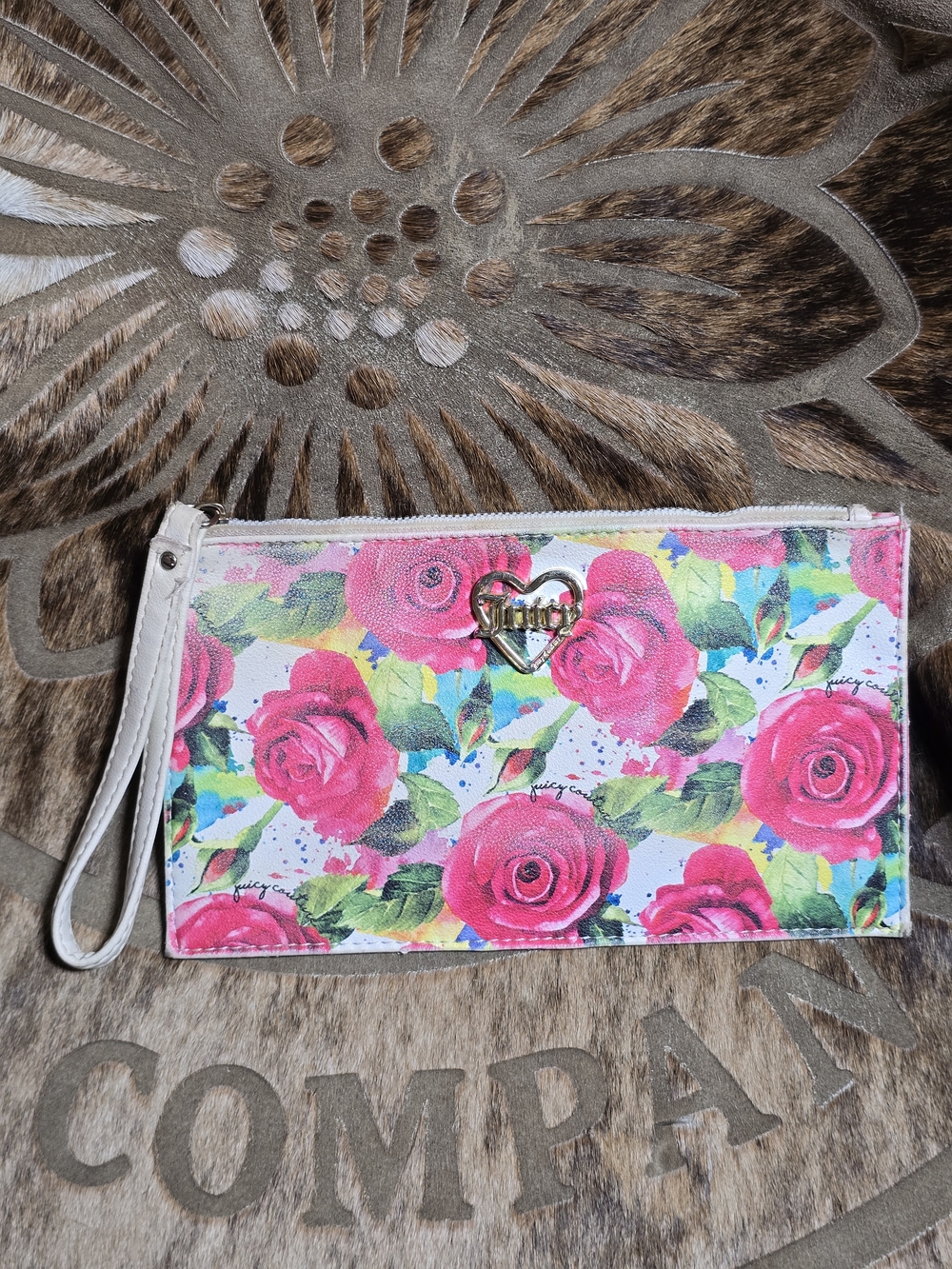 Juicy Couture Rose A Little Piece Of Heart Wristlet
